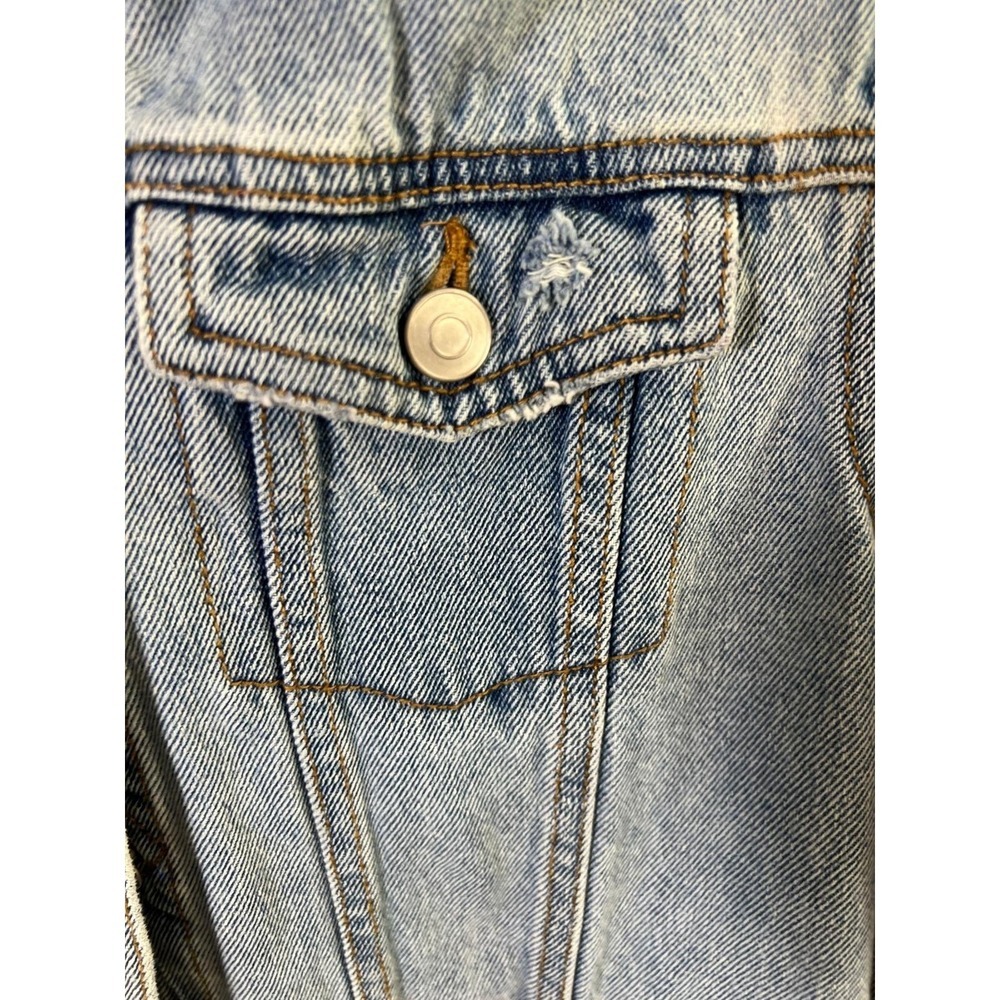 Time and Tru Denim Jacket Womens S Light Wash Excellent Distressed Trucker - Picture 12 of 16